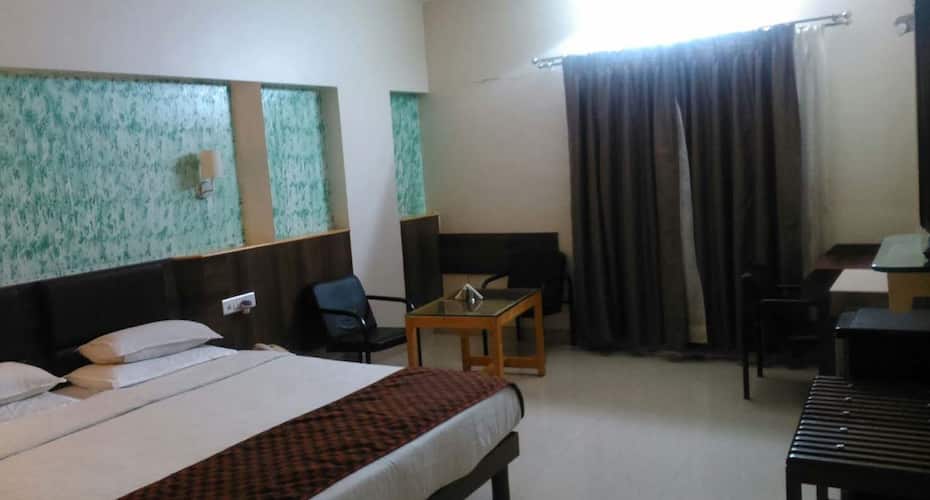 Hotel Yash Grand, Ahmednagar, Ahmednagar 5